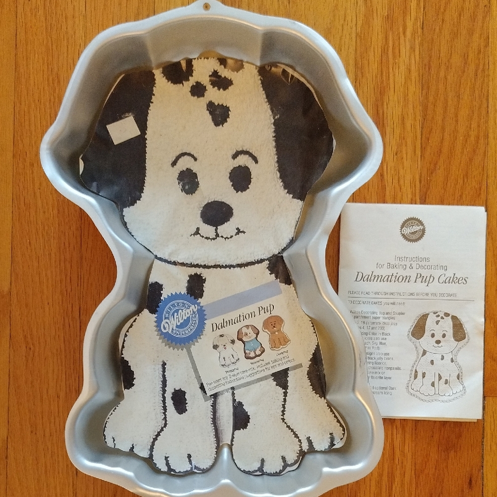 Wilton Dalmatian Dog Cake Mold - Silver